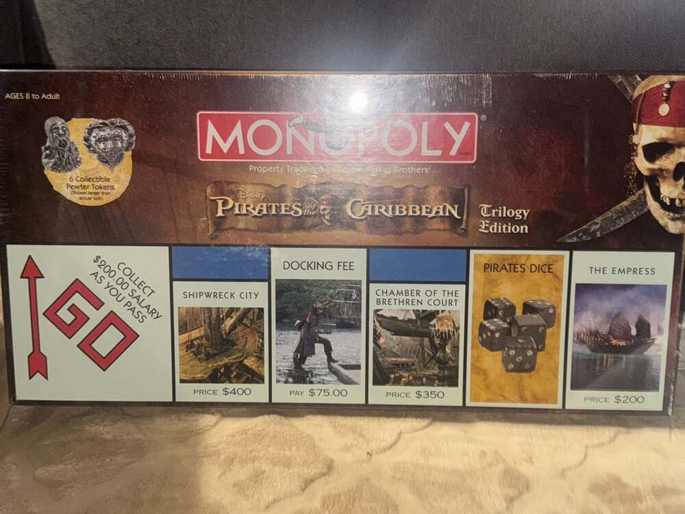Monopoly Pirates Of The Caribbean Trilogy Edition Board Game New